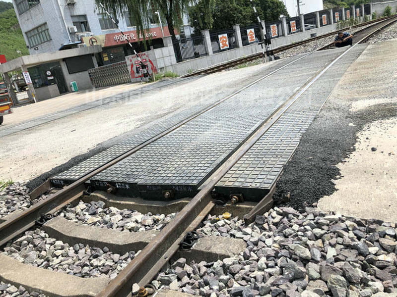 p43铁路橡胶道口板